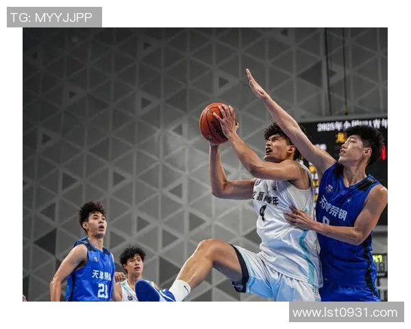 广州篮球队包夹战术解析及其对比赛的影响与启示 广州篮球队包夹战术解析及其对比赛的影响与启示